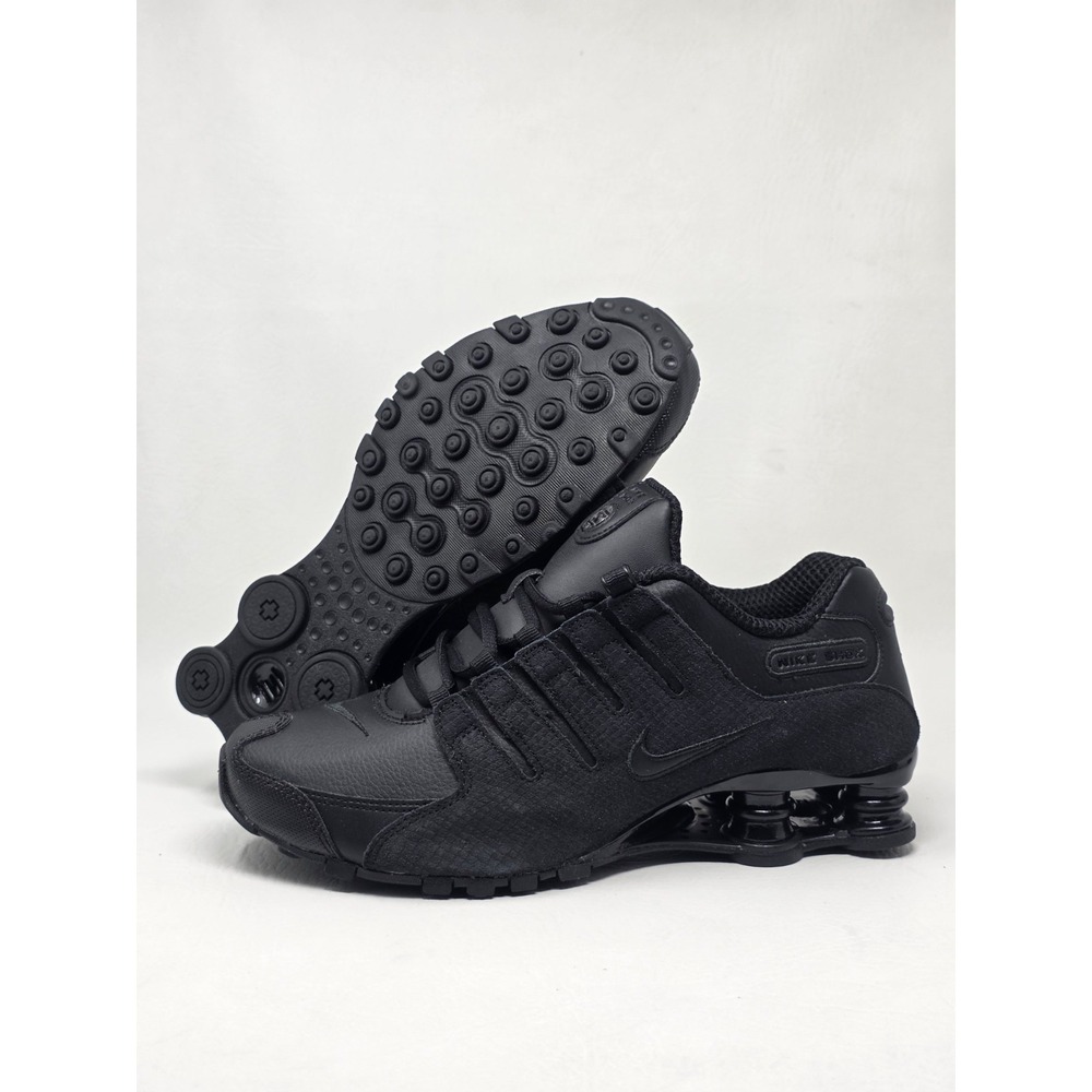 Nike Shox NZ Size 7.5 Mens Triple Black Leather Running Sneakers 378341-001 New
